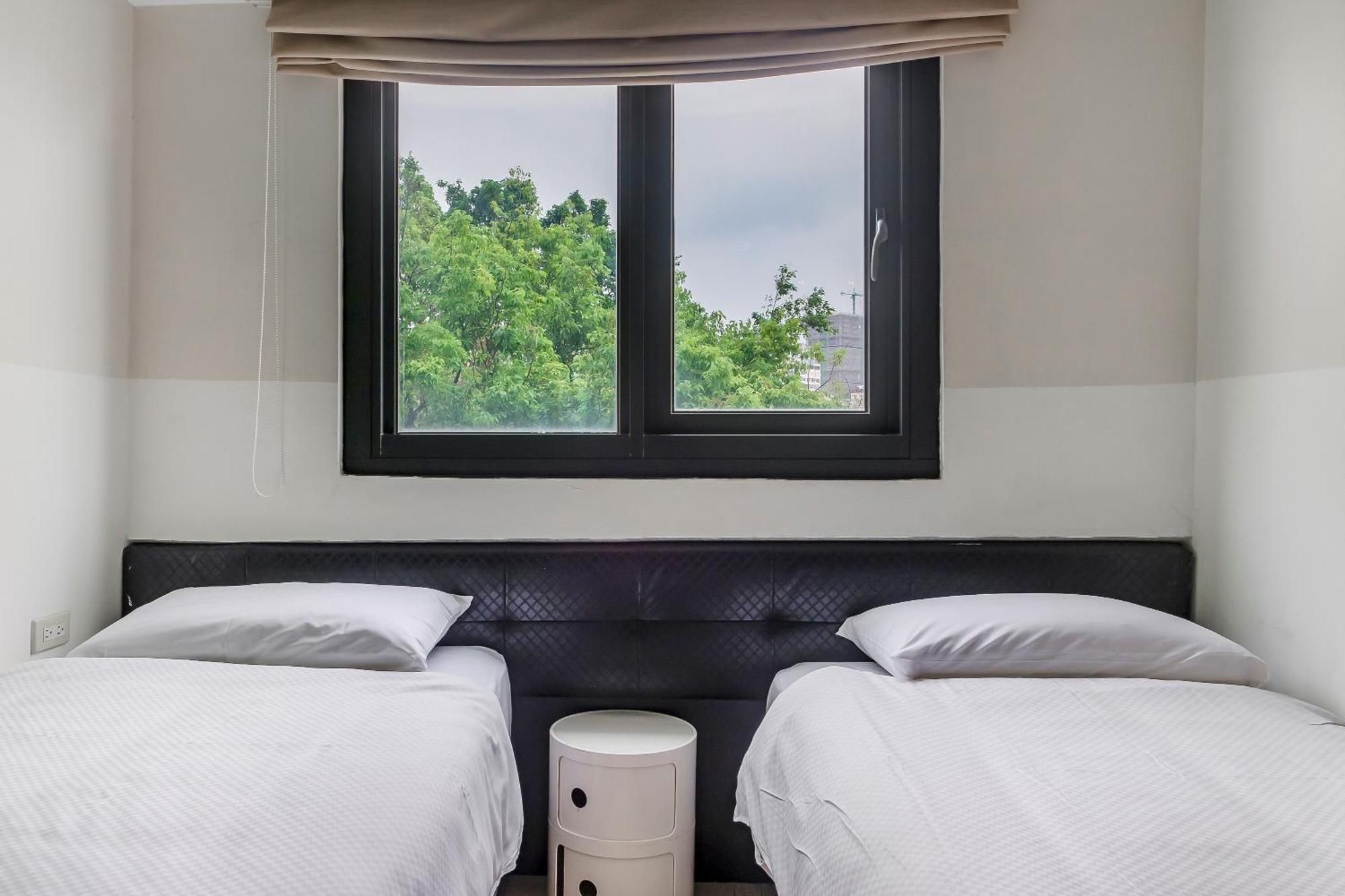 Check Inn Express Kaohsiung Love River Esterno foto
